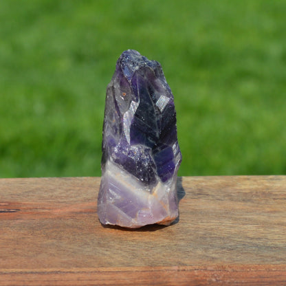 Chevron-Amethyst Rohstein