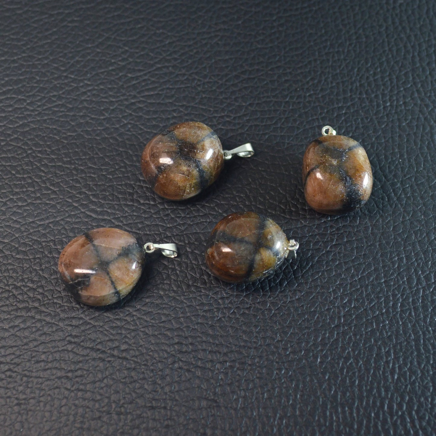 Chiastolith (Kreuzstein) Anhänger