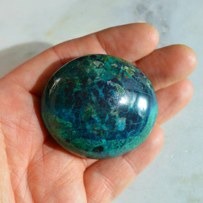 Chrysokoll-Malachit Handstein