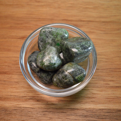 Diopsid Trommelstein