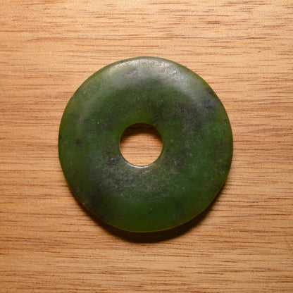 Nephrit Jade Donut - 40mm