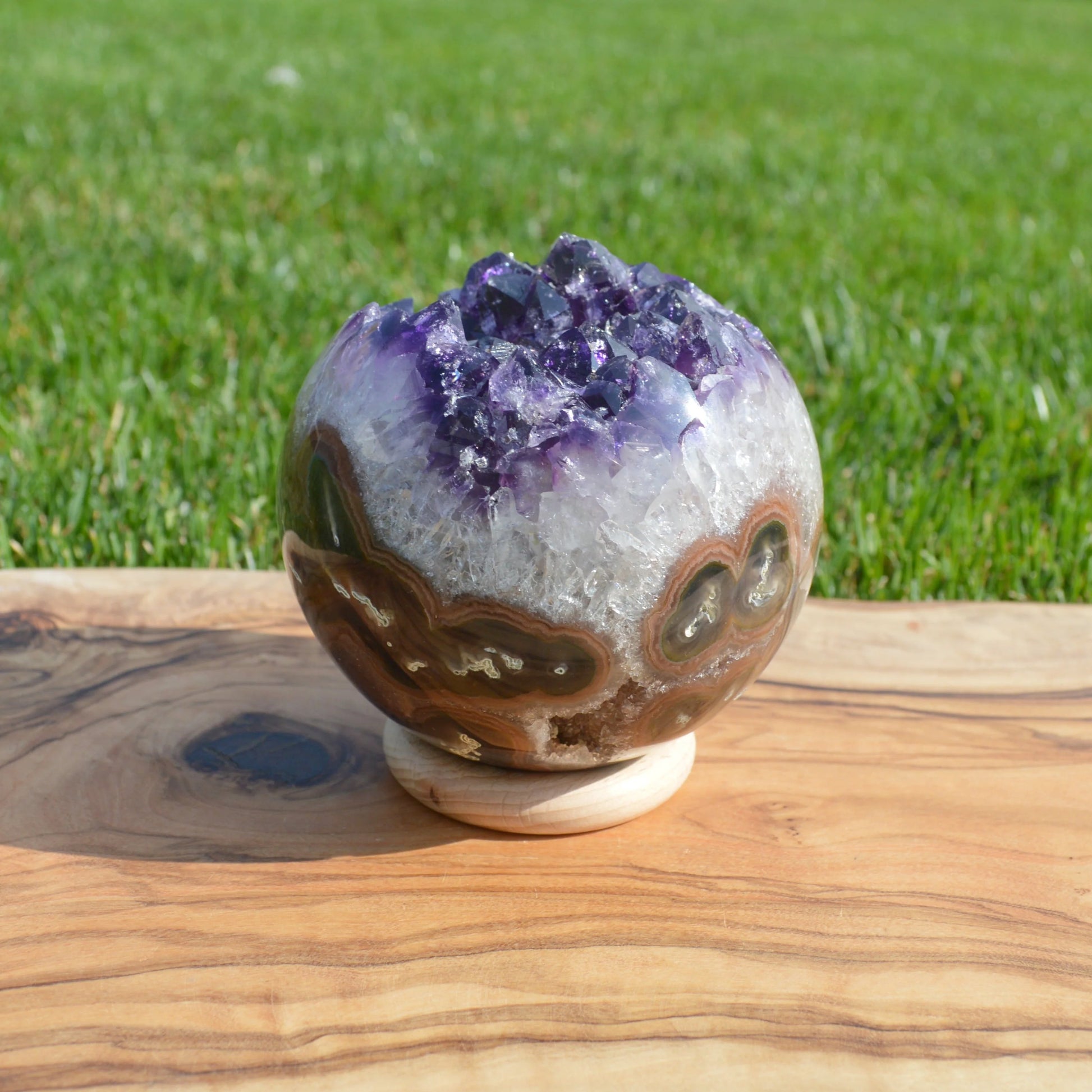 Amethystkugel mit Druse, ca. 90mm, hochwertiger Naturstein aus Uruguay.