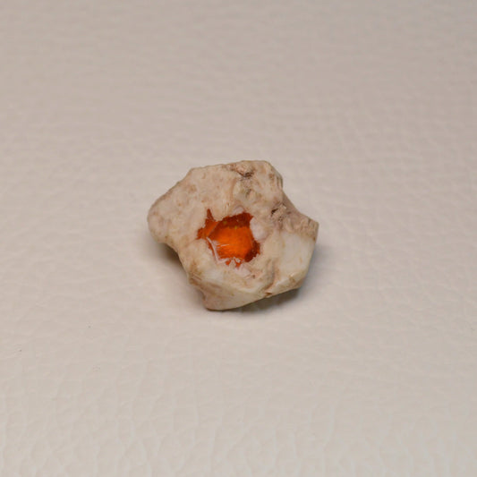 Feueropal in Matrix