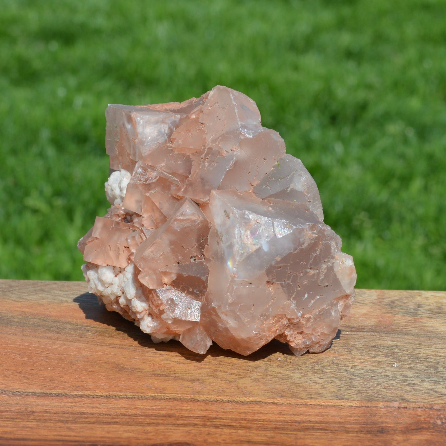 Rosafarbene Fluorit Stufe