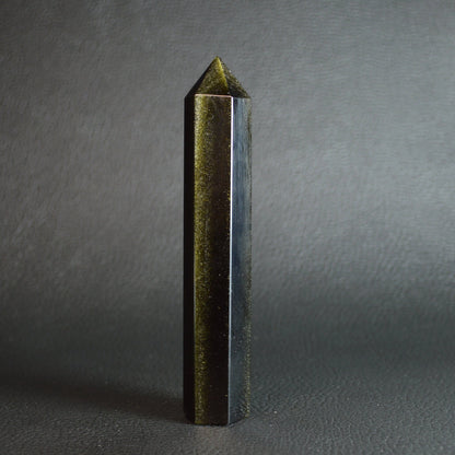 Gold-Obsidian Turm