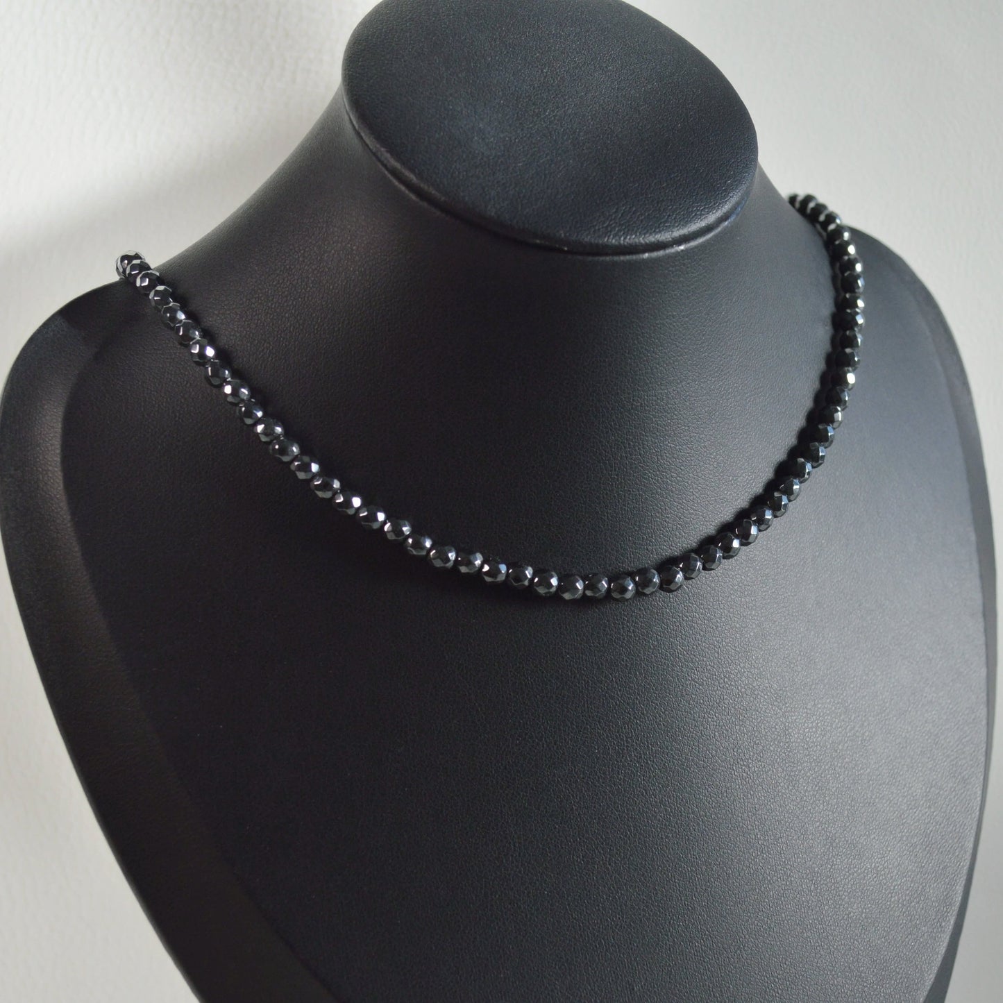 Hämatin Halskette (facettiert) 45cm - 4mm