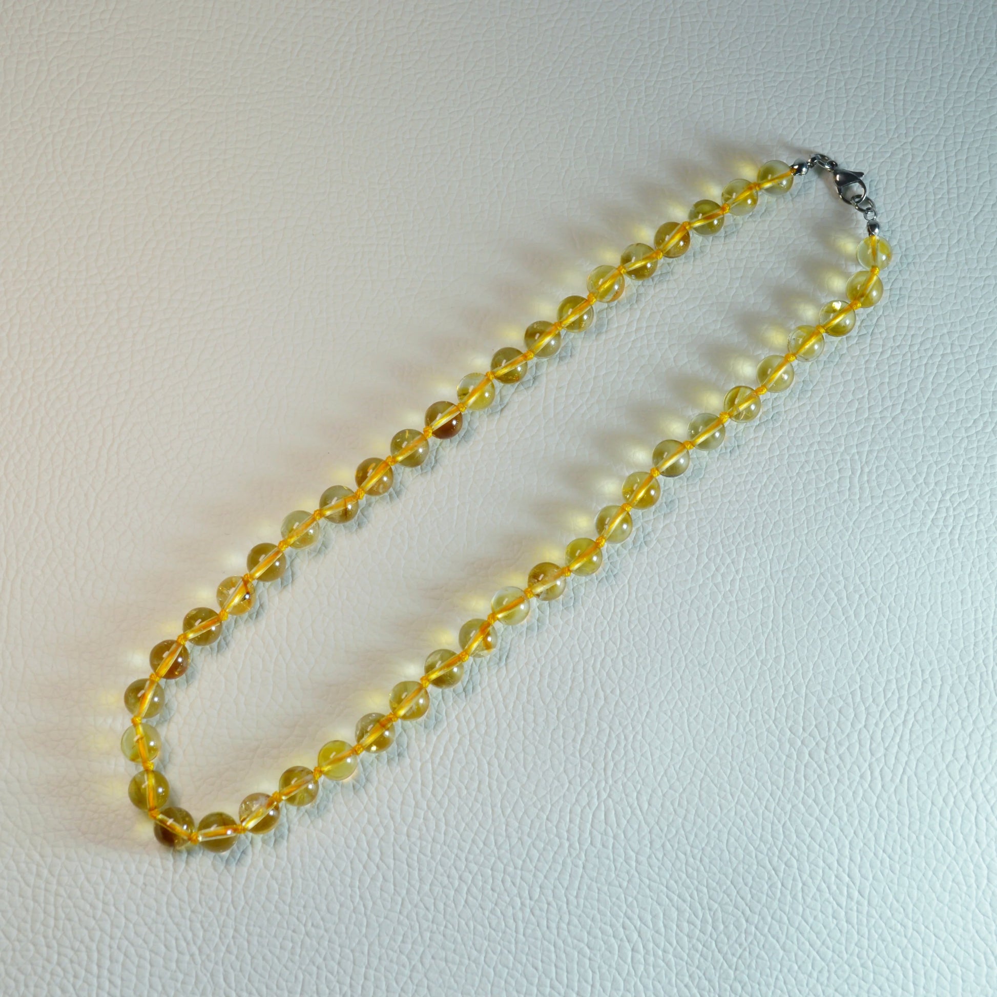 Handgemachte Citrin Halskette mit (gebrannten) Kristallperlen – hochwertiger Naturstein-Schmuck.