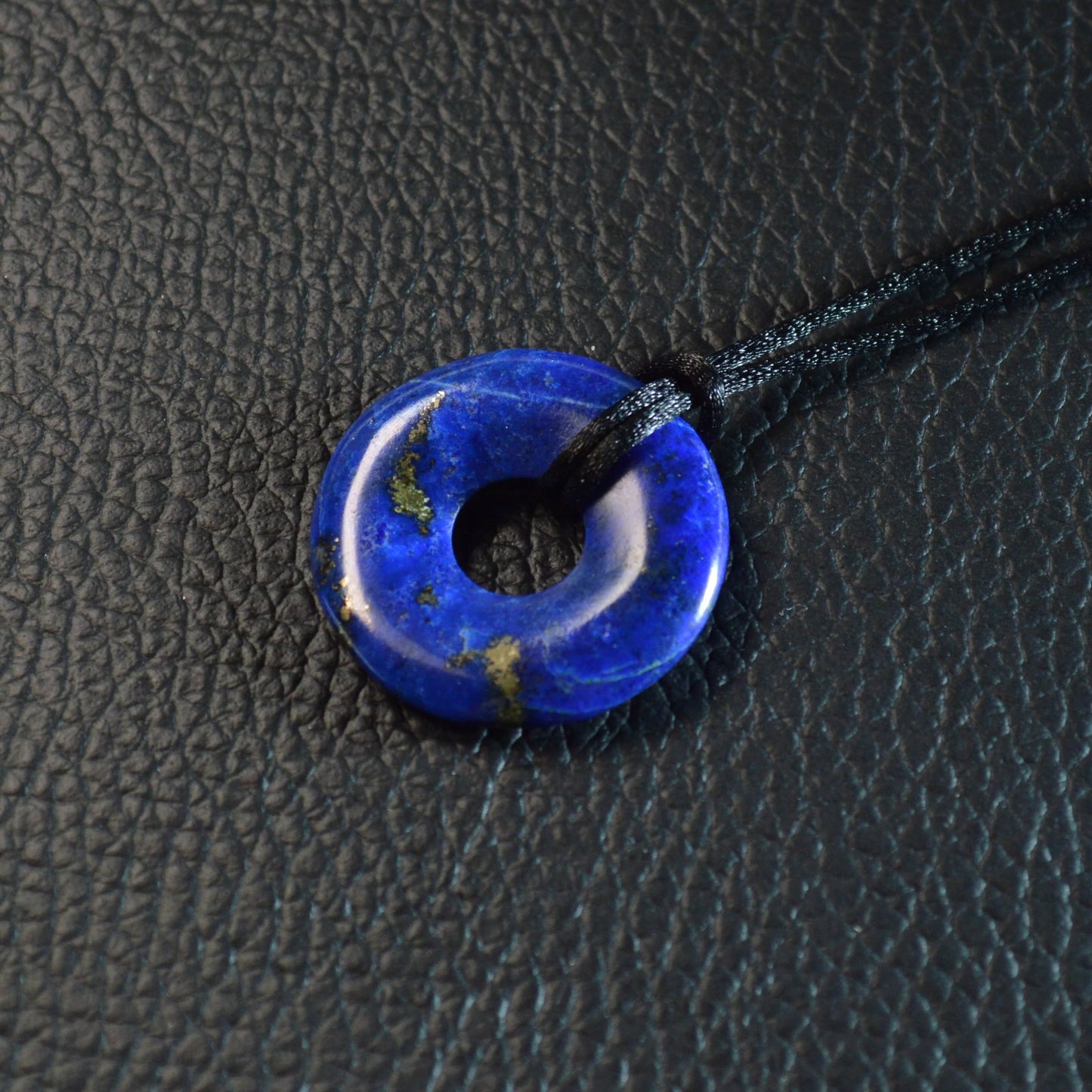 Lapis Lazuli Donut - 26mm
