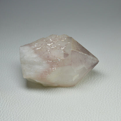 Lithiumquarz mit Sprossenquarz