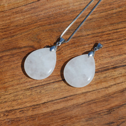 Schneequarz (Milchquarz) Anhänger