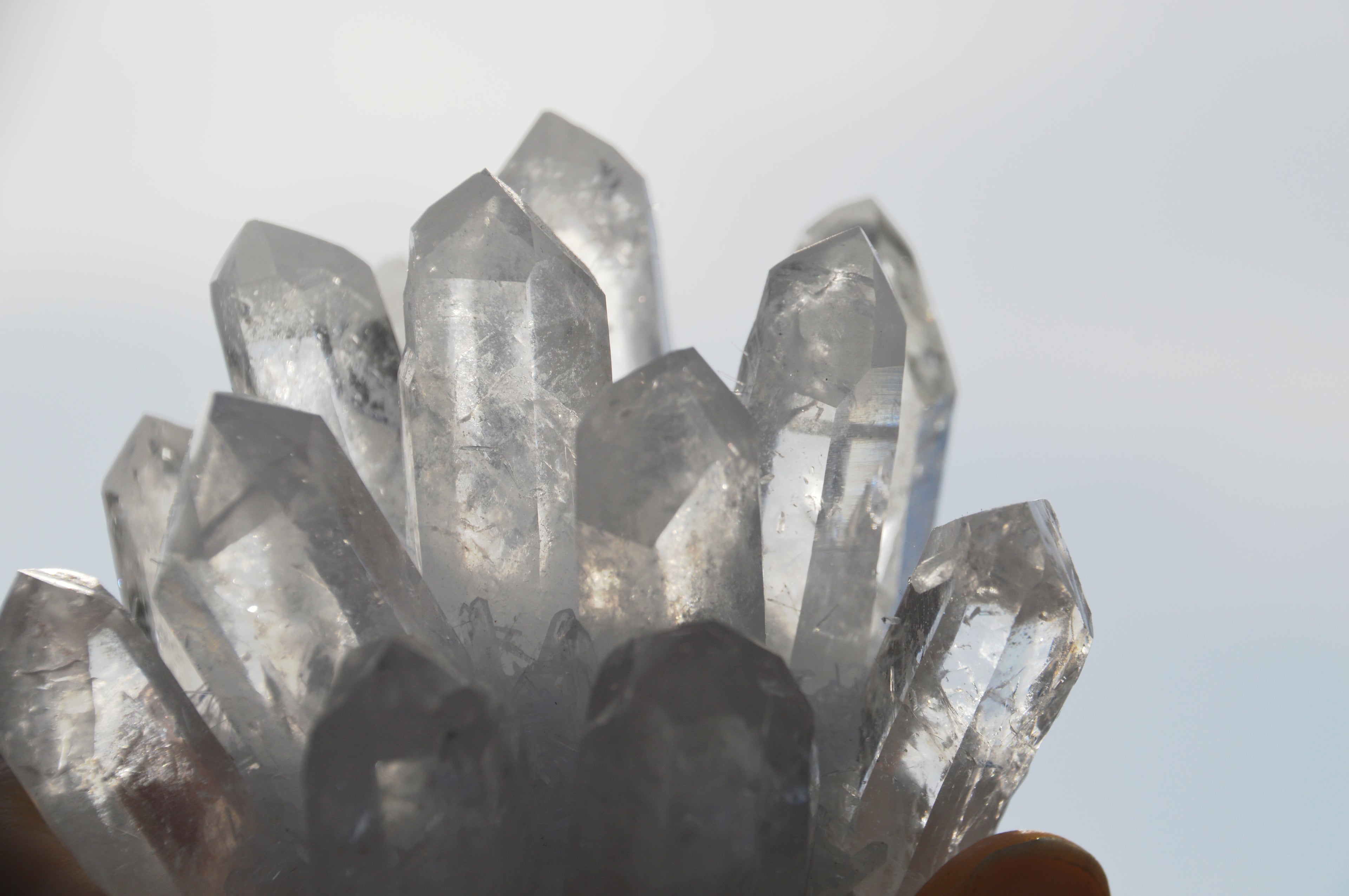 Natural Crystals Bergkristall Titelbild – Onlineshop für Kristalle, Edelsteine & Schmuck.