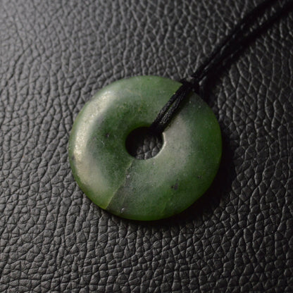 Nephrit Jade Donut - 40mm