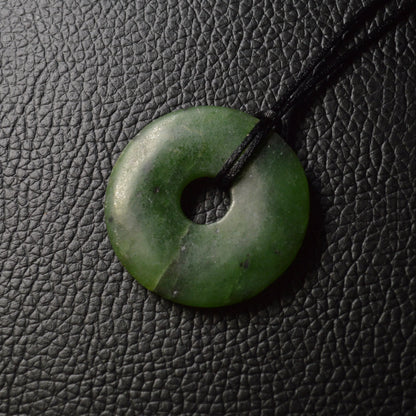 Nephrit Jade Donut - 40mm