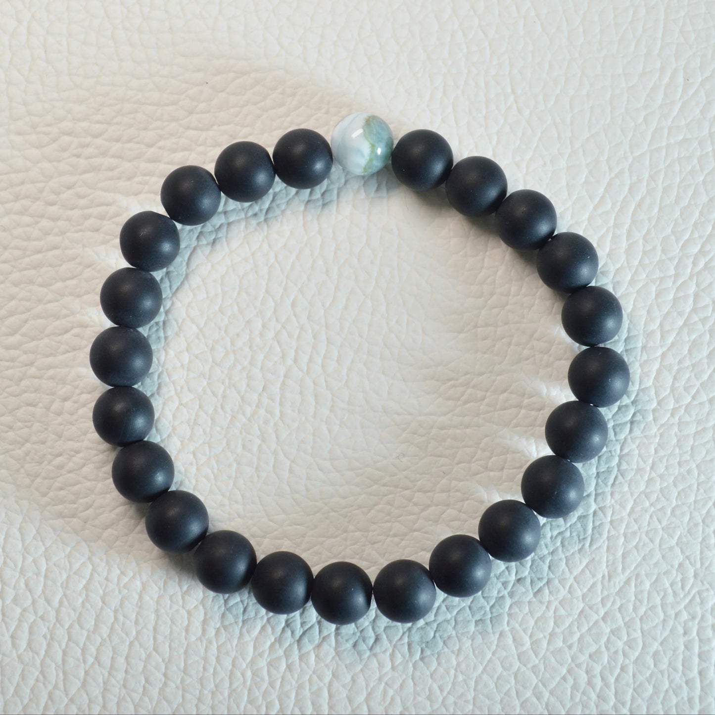 Onyx mit Larimar Armband (Matt) - 8mm