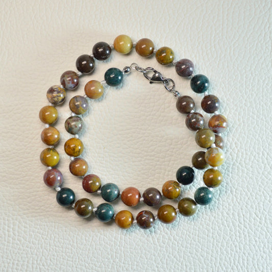 Elegante Ozean Jaspis Kette mit 8mm Kristallperlen – perfekt als Geschenk oder für den Alltag.