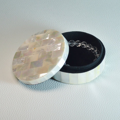 Schmuckschatulle aus Perlmutt