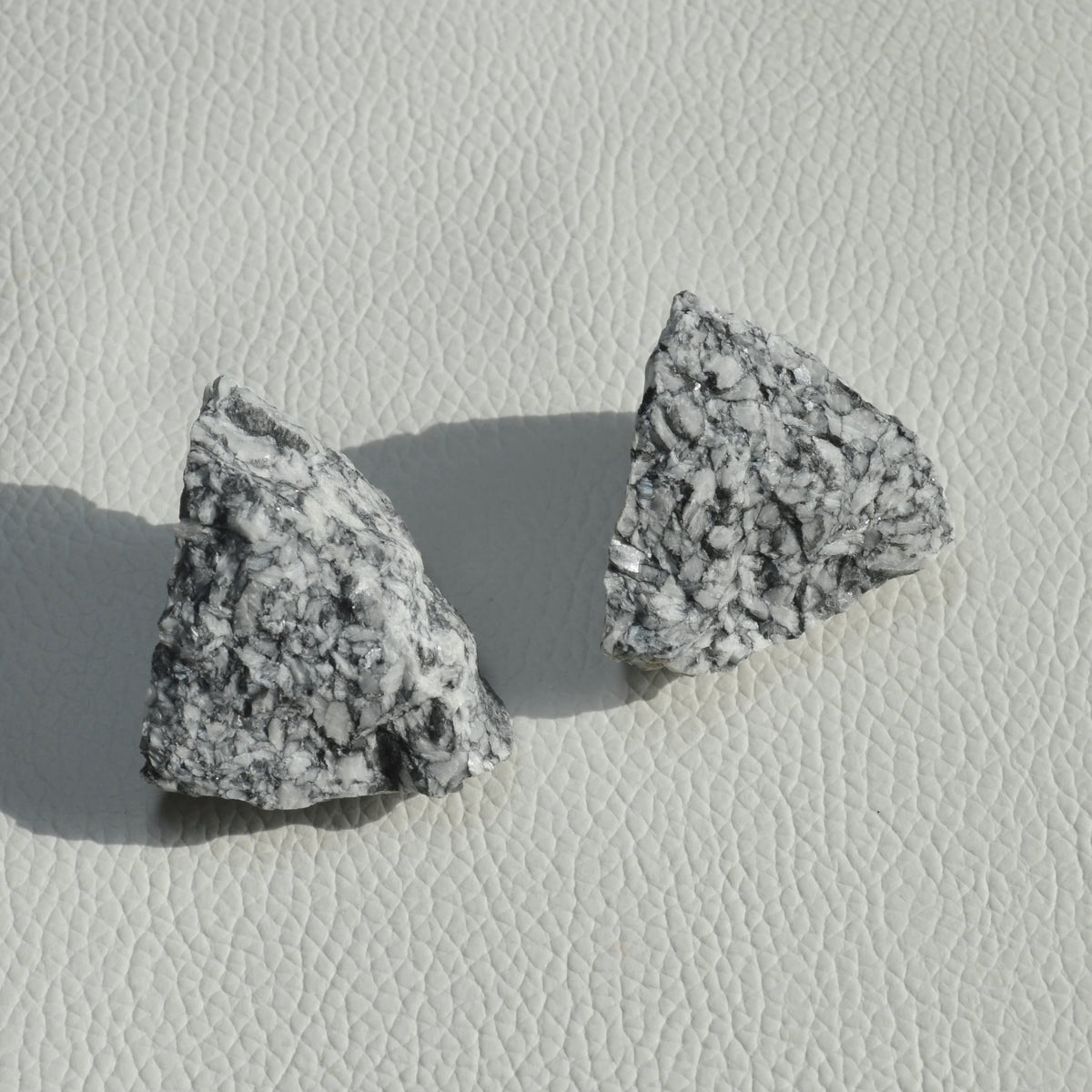 Pinolith Rohstein