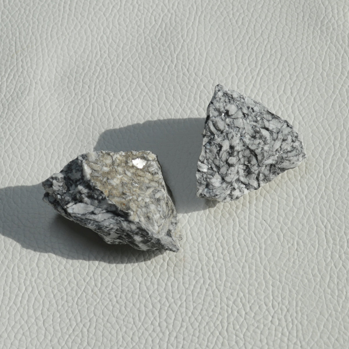 Pinolith Rohstein