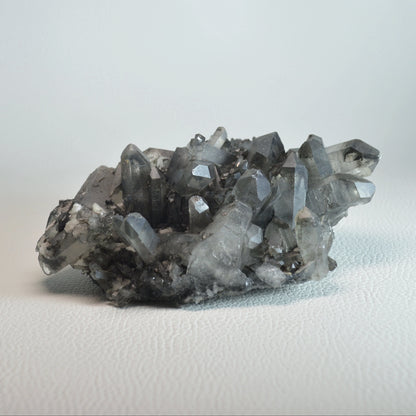 Rauchquarz Stufe mit Rutil