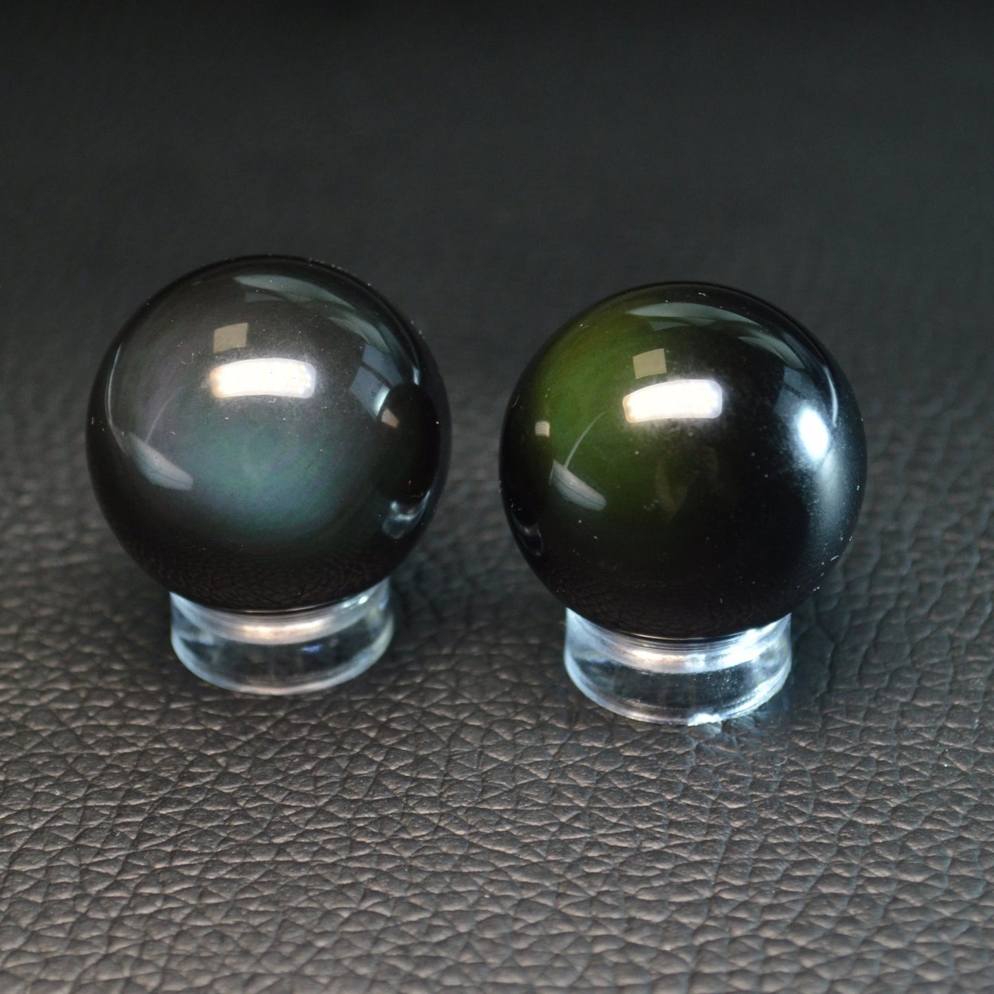 Regenbogen-Obsidian Kugel