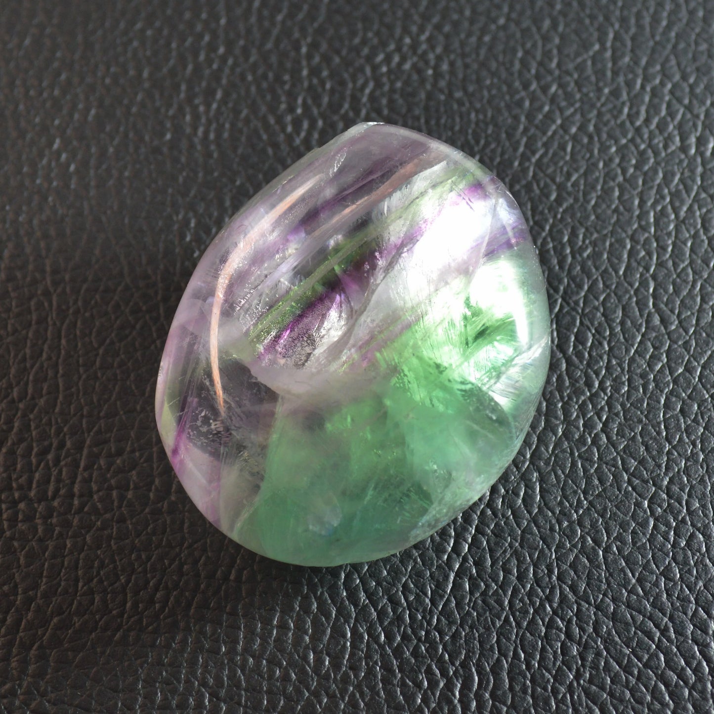 Regenbogenfluorit Handstein