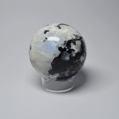 Regenbogenmondstein (weißer Labradorit) Kugel