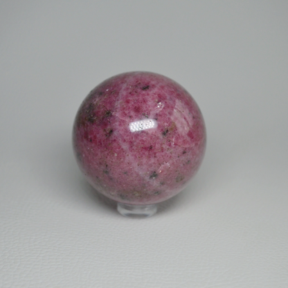 Rhodonit Kugel 52mm