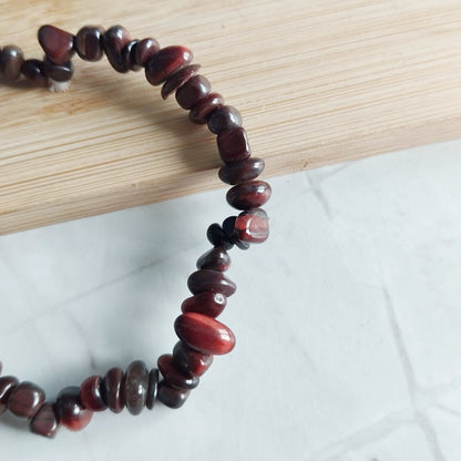 Rotes Tigerauge Splitterarmband