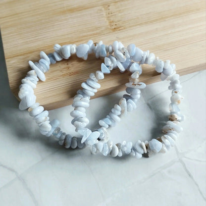 Blauer Chalcedon Splitterarmband