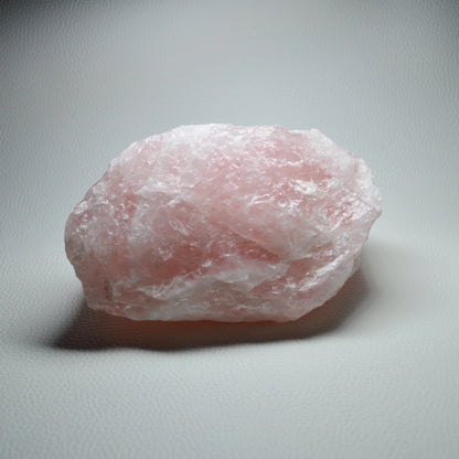 Rosenquarz Rohstein 1kg