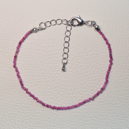 Rubin Armband (facettiert) verstellbar - 2mm
