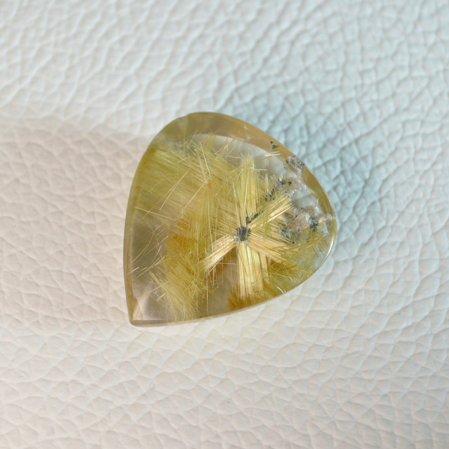 Goldstern Rutilquarz