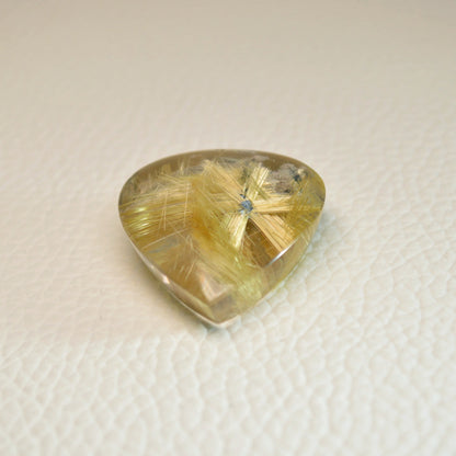 Goldstern Rutilquarz