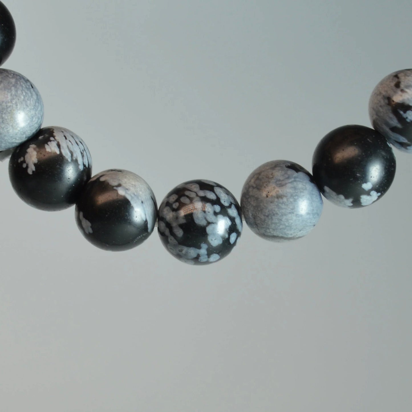 Schneeflocken-Obsidian Armband - 8mm