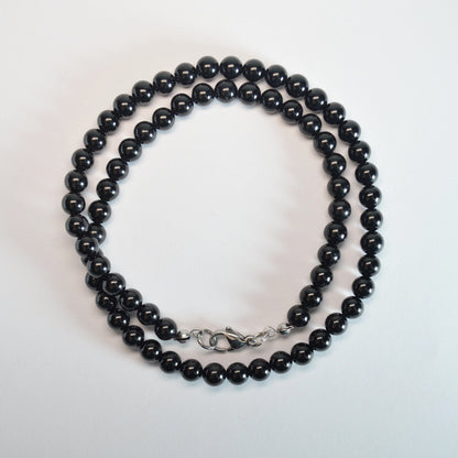 Schwarzer Turmalin Schörl Halskette aus 6mm Natursteinperlen – schützender Edelsteinschmuck in hochwertiger Verarbeitung.