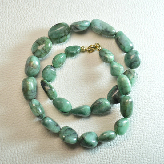 Smaragd Halskette aus Naturstein, 45 cm lang, mit 375er Gold Verschluss – Edelsteinschmuck.