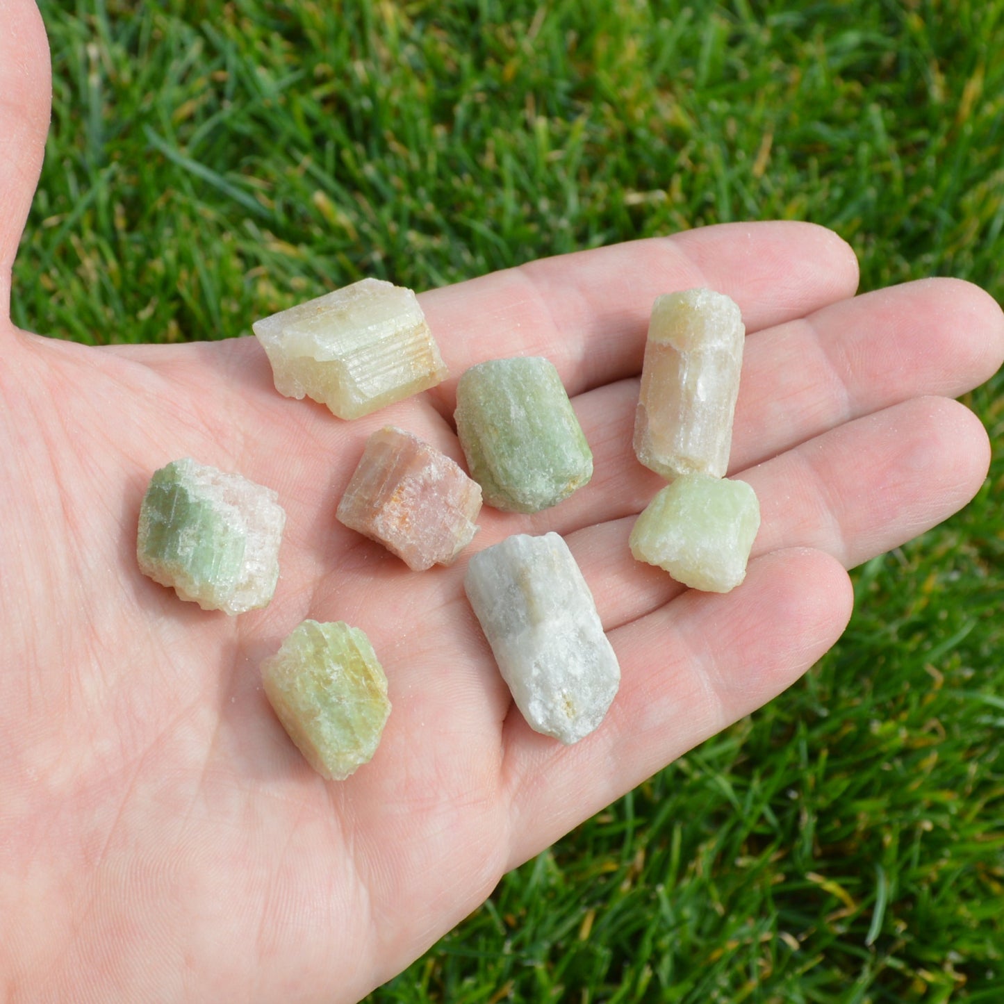 Mehrfarbiger Turmalin, verschiedene Größen