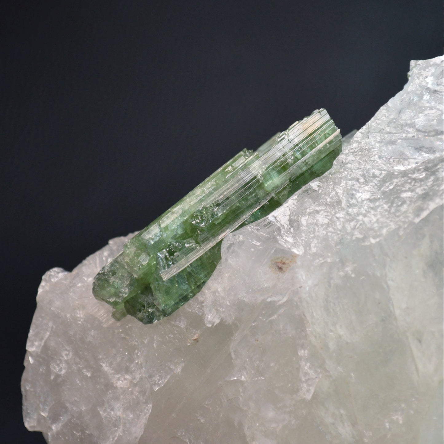 Verdelith- und Wassermelonen-Turmalin in Quarz