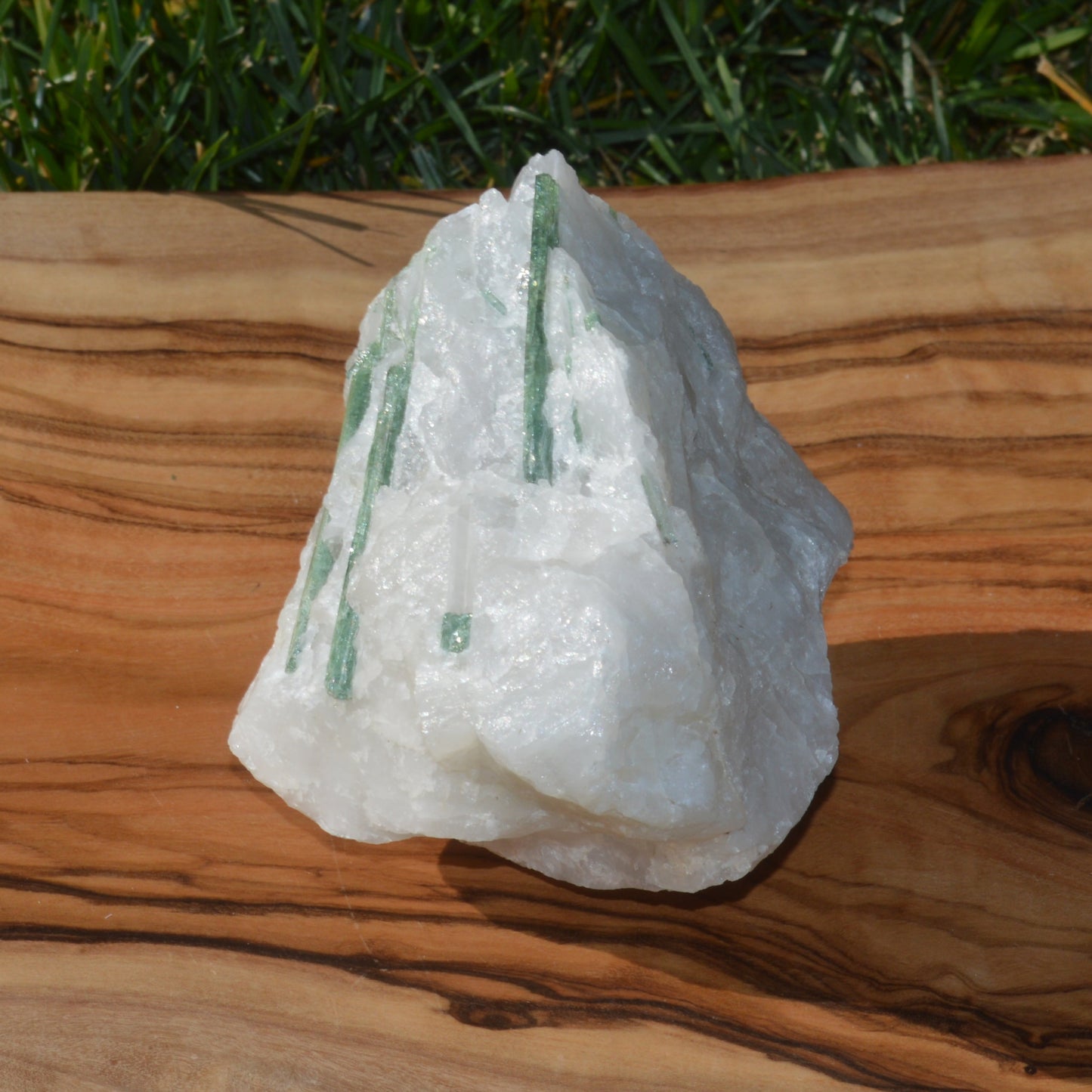 Verdelith-Turmalin in Quarz