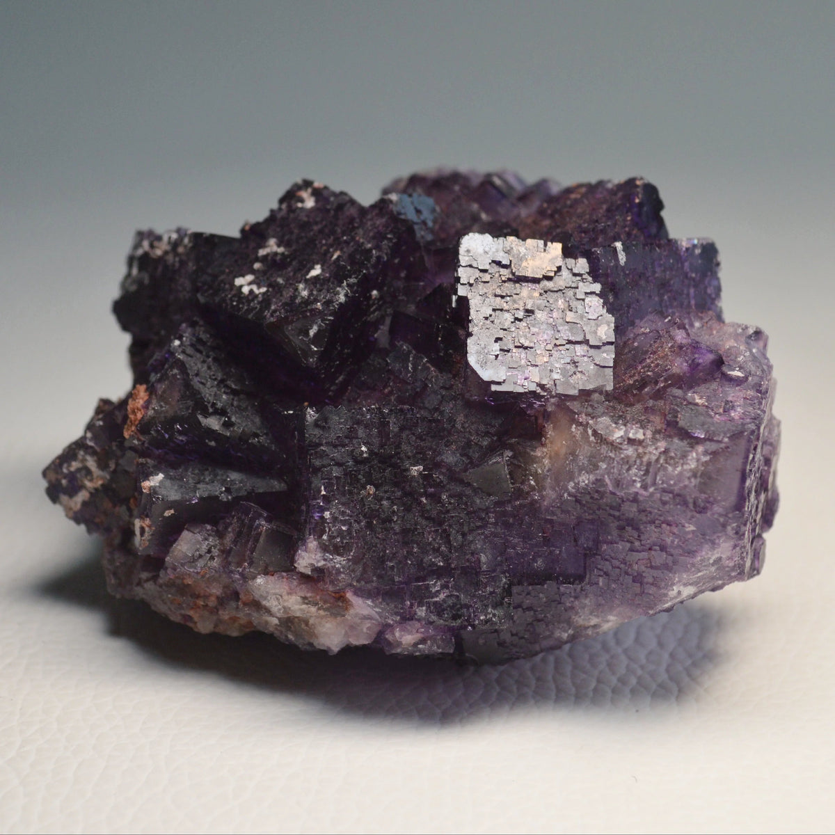 Violetter Fluorit Stufe