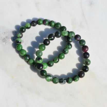 Zoisit Armband mit Rubininklusion - 8mm